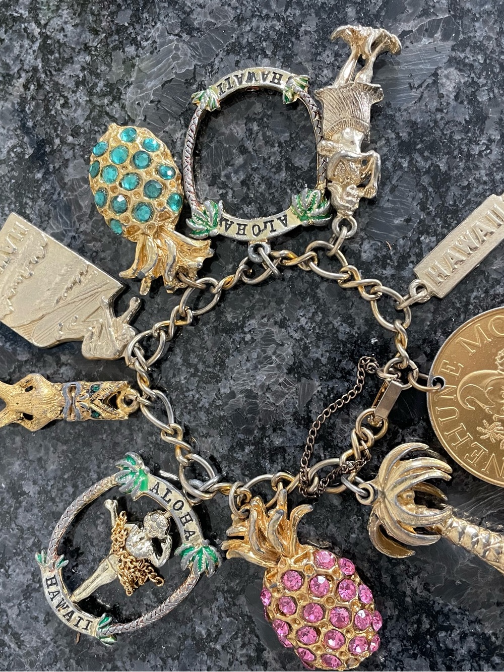 Vintage Hawaii Souvenir 9 Charm Bracelet Pineapple Hula Menehune Money Tiki